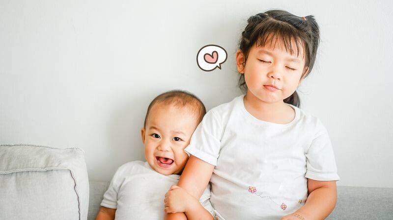 Cara Menyiapkan Makanan Sehat Sendiri Untuk Bayi Yang Berusia 8 Bulan